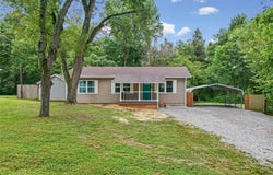 9632 Meadow Drive, Hillsboro, MO 63050