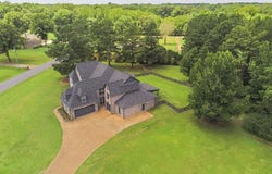 15 KIMBERLY Cv, Piperton, TN 38017