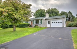 720 MEADOW Drive, HONEY BROOK, PA 19344