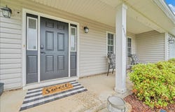 5914 Huntridge Rd, Roanoke, VA 24019