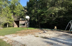 204 Hughes Hollow Rd, Vonore, TN 37885