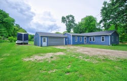 8959 Gordon Road, Parma, MI 49269