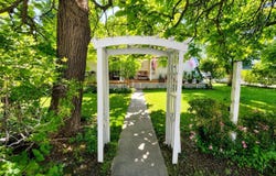 325 Spruce Street, Traverse City, MI 49684