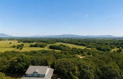 36602 Ridge RD, Poteau, OK 74953