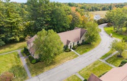 5 Cheshire Meadows Lane, Kennebunk, ME 04043