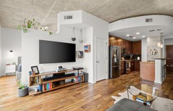 360 Nueces St, Austin, TX 78701