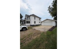 339 3rd Street, Ashton, IA 51232