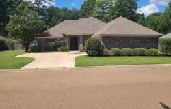 3 Lenox Court, Jackson, MS 39211