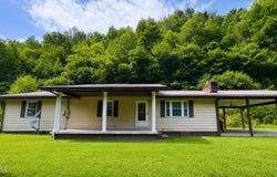 1494 Stable Drive, Grundy, VA 24614