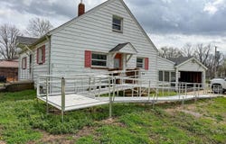 401 E 4th St, Salisbury, MO 65281