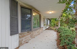 424 ASHLAND Drive, RIDGELEY, WV 26753