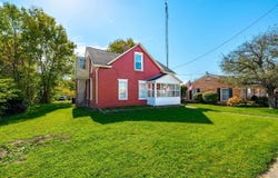 410 E Winona Avenue, Warsaw, IN 46580-4442