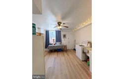 2033 S 9TH Street, PHILADELPHIA, PA 19148