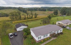 768 Ivanhoe Rd, Max Meadows, VA 24360