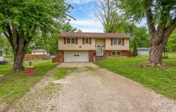 2575 38th St, Sedalia, MO 65301