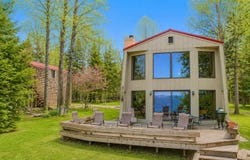 1400 Round Point Drive, Indian River, MI 49749