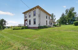 2458 S Madison Road, Beloit, WI 53511