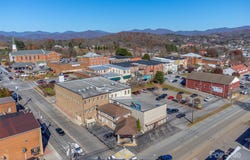 228 E Palmer Street, Franklin, NC 28734