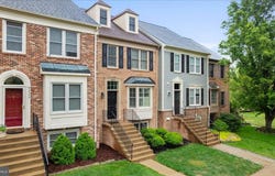 43576 BLACKSMITH Square, ASHBURN, VA 20147