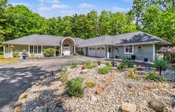 5389 Ridge Road, Pentwater, MI 49449