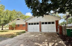101 Longfellow Lane, Victoria, TX 77904