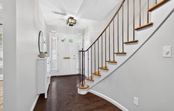 2782 Chateau Circle S, Columbus, OH 43221