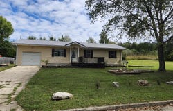 824 S Vine Street, Marshfield, MO 65706