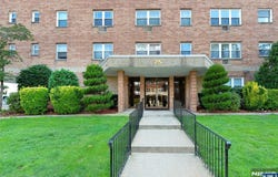 25 Jefferson Street, Hackensack, NJ 07601