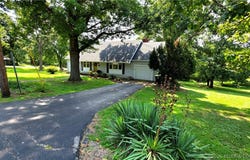 600 E McNair St, Versailles, MO 65084
