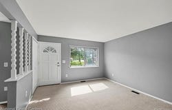 1069 Urbancrest Drive, Troy, MI 48083