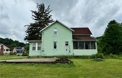 114 Stewarton, Mill Run, PA 15464