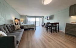 82 2nd St, Cedar Key, FL 32625