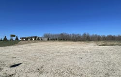 N Clare Avenue, Harrison, MI 48625