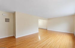 7 Colonial Dr, Little Falls Twp., NJ 07424-1816