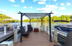11163 LAKE CHAPEL Lane, RESTON, VA 20191