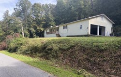 369 Trace Fork RD, BRENTON, WV 24818
