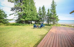 11297 E Beach Rd, Naubinway, MI 49762