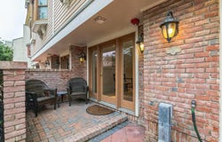 2 S Clermont Ave, Margate, NJ 08402
