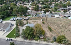 8730 S HARVARD PARK Dr E, Sandy, UT 84094