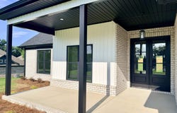 120 CREST LOOP ROAD, CLANTON, AL 35045