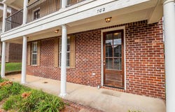 702 Southpointe Commons, OXFORD, MS 38655