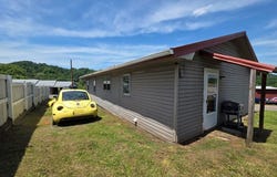 12 Poplar, Honaker, VA 24260