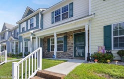 27 E Doris Avenue, Jacksonville, NC 28540