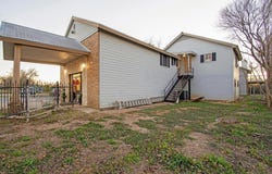 416 Depot St, Elgin, TX 78621
