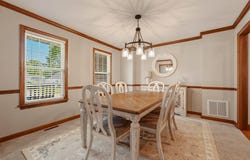 8 Meadow Ridge Drive, Hurricane, WV 25526