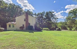 2 Opal Road, Derry, NH 03833-6220