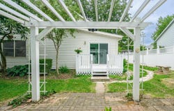600 W Cyprus Circle, Bloomington, IN 47403
