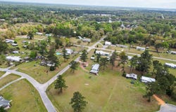 Hurd St, Wewahitchka, FL 32465