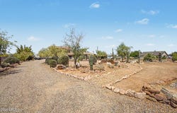 1502 S PROSPECTORS Road, Apache Junction, AZ 85119