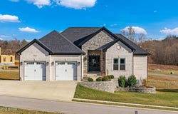 105 Bonfire Ln, Elizabethtown, KY 42701